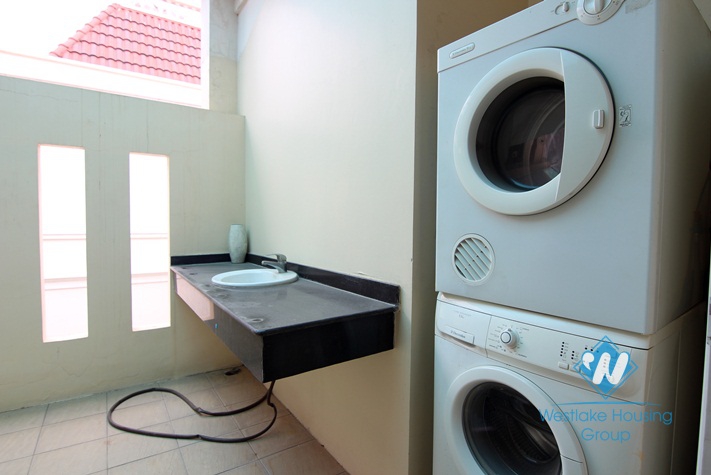 Well finished house with nice furnishings to rent in Tay Ho